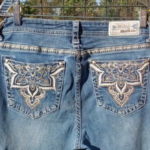 Grace in LA Cowgirl Jeans - Easy Fit Size 30